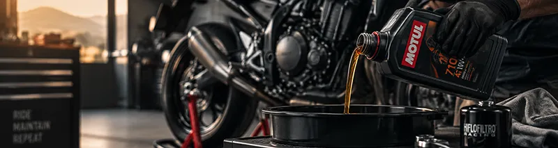 MRQ Versand – Motorradteile verpackt für den Versand